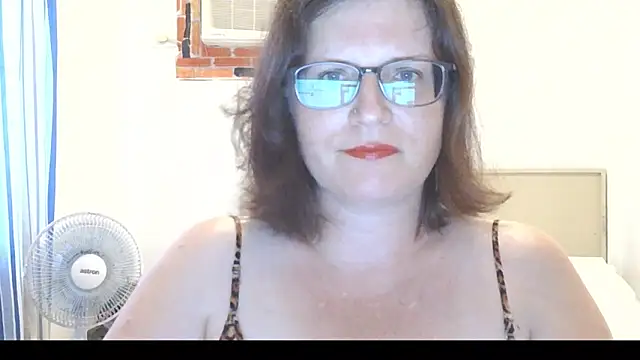 CrimsonMistress online show from 03/18/26, 10:24