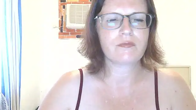 CrimsonMistress online show from 05/15/26, 10:39