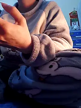 JasminePham online show from 01/18/25, 12:35