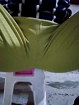 JasminePham online show from 01/19/25, 01:10