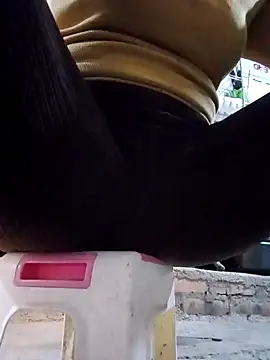 JasminePham online show from 02/04/25, 07:07