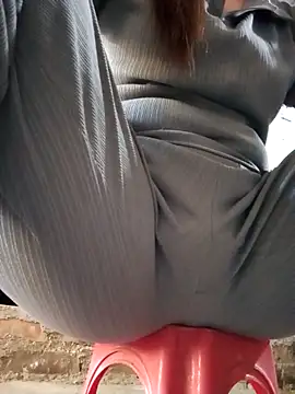 JasminePham online show from 03/03/25, 01:53