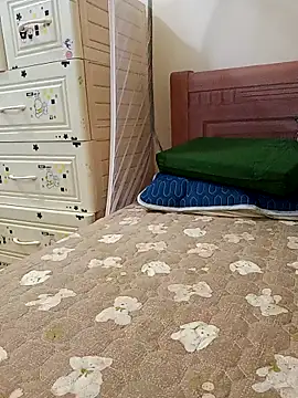 JasminePham online show from 11/06/25, 01:39