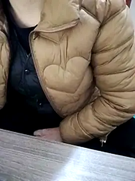 JasminePham online show from 11/28/25, 01:08