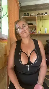 anastasia and jordan online show from 03/05/25, 12:33