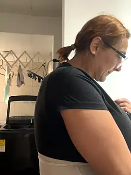 anastasia and jordan online show from 12/14/25, 07:51