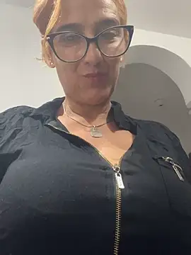 anastasia and jordan online show from 03/26/26, 08:42