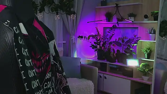 KiraLiLime online show from 03/19/25, 09:27