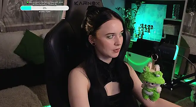 KiraLiLime online show from 10/09/25, 09:02