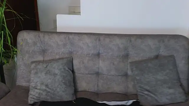 Lorenne Miller online show from 03/04/25, 03:00