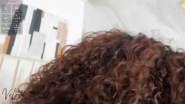 nataly velez online show from 11/18/25, 06:45