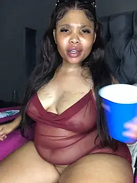 Anaelle24 online show from 01/28/25, 11:17