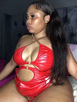 Anaelle24 online show from 02/13/25, 11:17