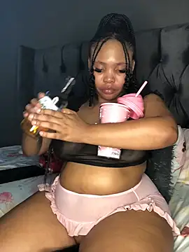 Anaelle24 online show from 03/06/25, 05:00