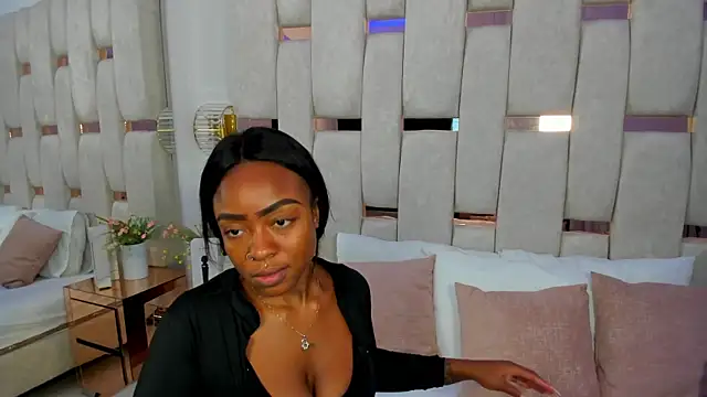 mia schwarz online show from 01/26/25, 08:23