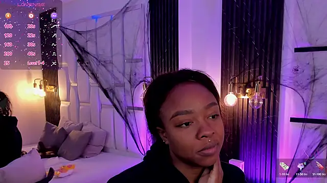 mia schwarz online show from 11/01/25, 01:57