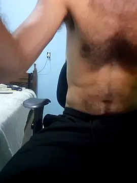 Snapshot of Zeus_Secret chatting on 12/23/24, 02:02 Zeus Secret online show from 12/23/24, 02:02