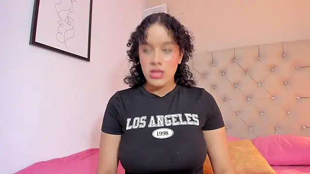 vanesasexyhot21 online show from 11/29/25, 02:25