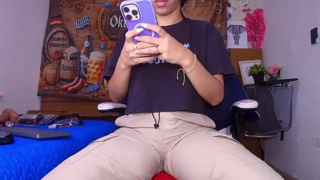 aisha sh online show from 09/29/25, 11:59