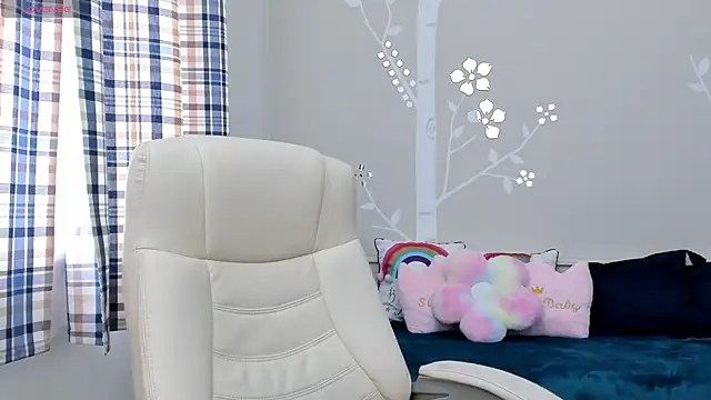 AniaGray online show from 12/20/24, 11:10