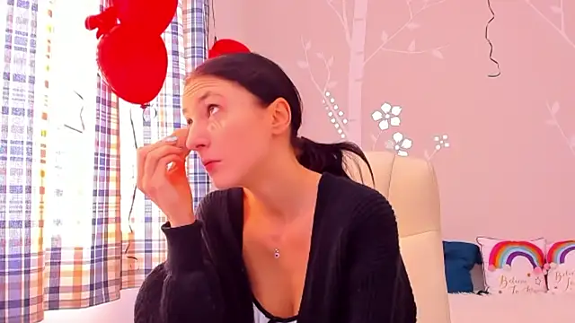 AniaGray online show from 02/20/25, 07:23