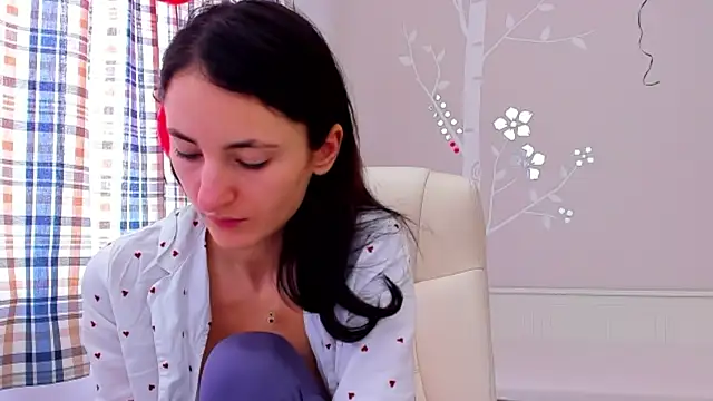 AniaGray online show from 02/25/25, 10:37