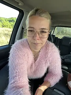 EmyLana online show from 09/27/25, 08:30