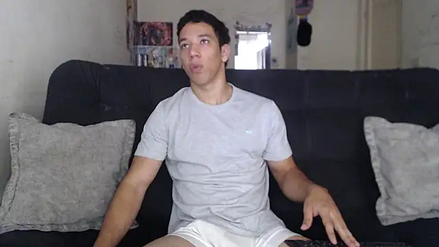 Snapshot of ethan_noir chatting on 01/06/26, 12:42 ethan noir online show from 01/06/26, 12:42