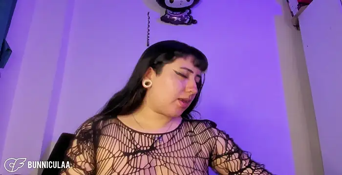 larissa01  online show from 03/14/26, 08:03