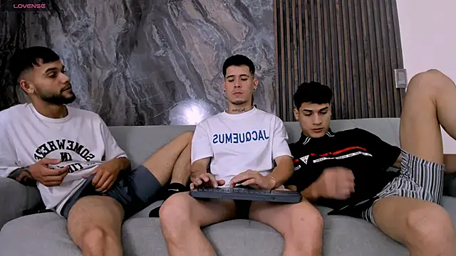 hot day online show from 02/20/25, 01:46