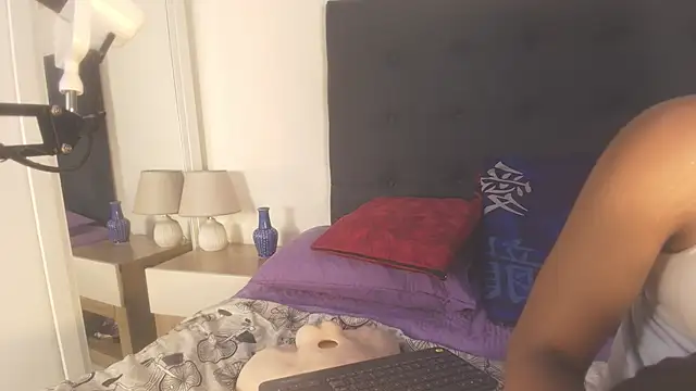 Snapshot of Evelonga_707 chatting on 02/13/26, 07:10 Evelonga 707 online show from 02/13/26, 07:10