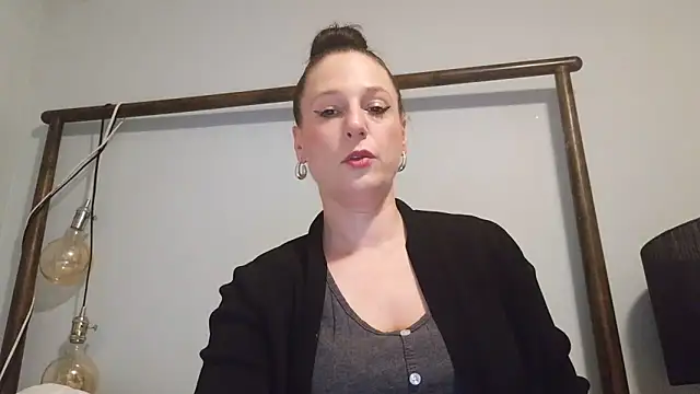 Audrey hotty online show from 02/08/26, 05:00