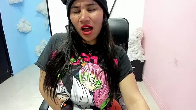 Saylor Lee22 online show from 09/25/25, 04:05