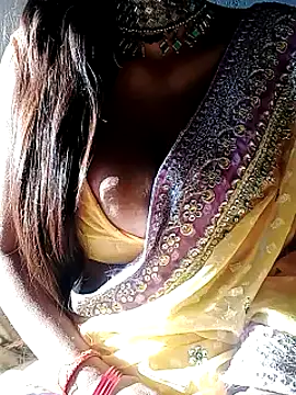 Snapshot of Savita_hotmom chatting on 12/10/24, 02:38 Savita hotmom online show from 12/10/24, 02:38