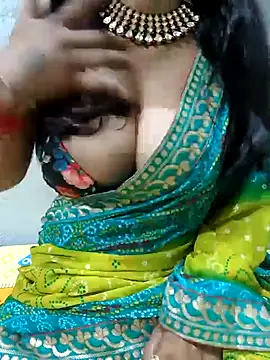 Snapshot of Savita_hotmom chatting on 03/22/25, 12:49 Savita hotmom online show from 03/22/25, 12:49