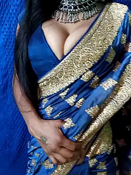 Snapshot of Savita_hotmom chatting on 03/10/26, 05:40 Savita hotmom online show from 03/10/26, 05:40