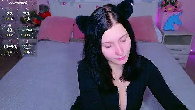 SarahStanley online show from 02/10/26, 04:11