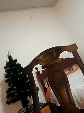 Snapshot of Lanna_hott_ chatting on 12/20/24, 10:11 Lanna hott  online show from 12/20/24, 10:11