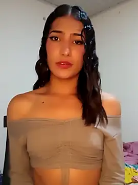 Snapshot of Lanna_hott_ chatting on 01/22/25, 04:44 Lanna hott  online show from 01/22/25, 04:44