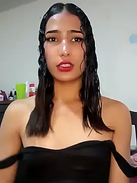 Snapshot of Lanna_hott_ chatting on 01/30/25, 03:19 Lanna hott  online show from 01/30/25, 03:19