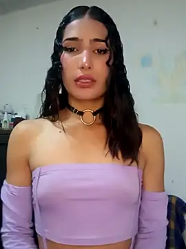 Snapshot of Lanna_hott_ chatting on 02/23/25, 11:47 Lanna hott  online show from 02/23/25, 11:47