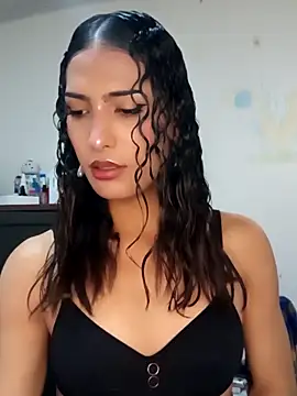 Snapshot of Lanna_hott_ chatting on 03/01/25, 04:54 Lanna hott  online show from 03/01/25, 04:54