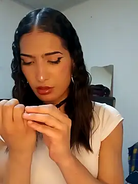 Snapshot of Lanna_hott_ chatting on 03/08/25, 10:02 Lanna hott  online show from 03/08/25, 10:02