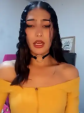 Snapshot of Lanna_hott_ chatting on 03/14/25, 03:25 Lanna hott  online show from 03/14/25, 03:25