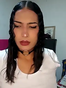 Snapshot of Lanna_hott_ chatting on 03/16/25, 12:00 Lanna hott  online show from 03/16/25, 12:00