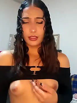 Snapshot of Lanna_hott_ chatting on 03/16/25, 03:06 Lanna hott  online show from 03/16/25, 03:06