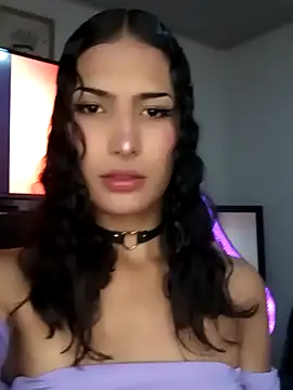 Snapshot of Lanna_hott_ chatting on 09/15/25, 06:52 Lanna hott  online show from 09/15/25, 06:52