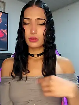 Snapshot of Lanna_hott_ chatting on 09/16/25, 06:42 Lanna hott  online show from 09/16/25, 06:42