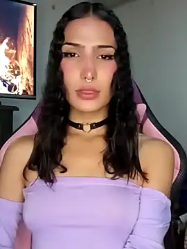 Snapshot of Lanna_hott_ chatting on 09/27/25, 10:37 Lanna hott  online show from 09/27/25, 10:37