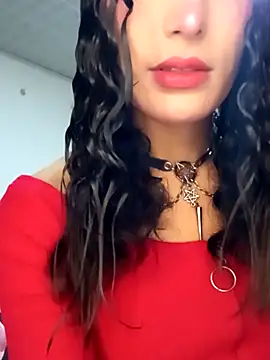 Snapshot of Lanna_hott_ chatting on 09/30/25, 10:42 Lanna hott  online show from 09/30/25, 10:42